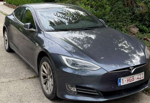 Tesla 75 4WD
