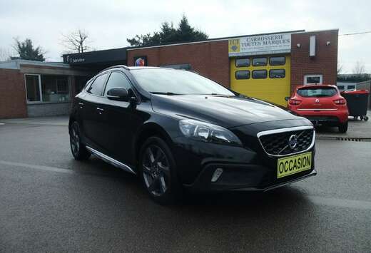 Volvo V40 Cross Country 1.6 D2 Summum Powershift