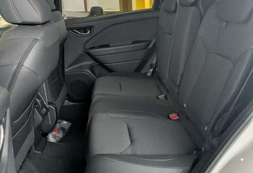 Subaru Luxury ACTIVE NAVI/GPS 8 Jahre GARANTIE