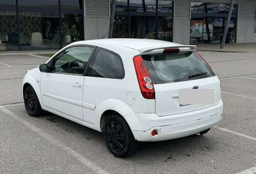Ford 1.4 TDCi Prêt à Immatriculer
