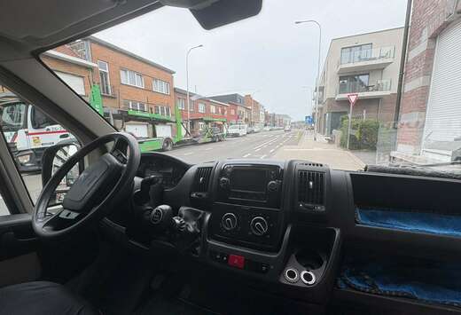 Peugeot L2 H2 2.2 HDi Perfect Motor