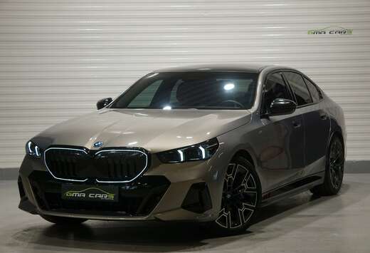 BMW i5 eDrive40-Navi-360°Cam-Pano-Keyless-HeadUp-Dod ...