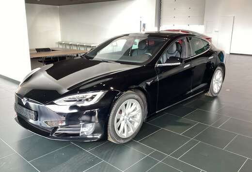 Tesla 75 kWh Business Economy