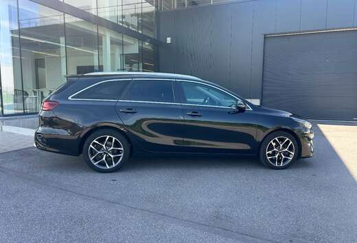 Kia Ceed SW 1.6 GDi PHEV Business Line DCT