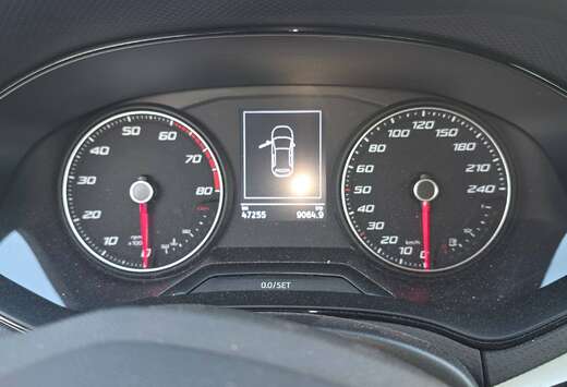 SEAT Ibiza 1.0i MPI Move! Navi