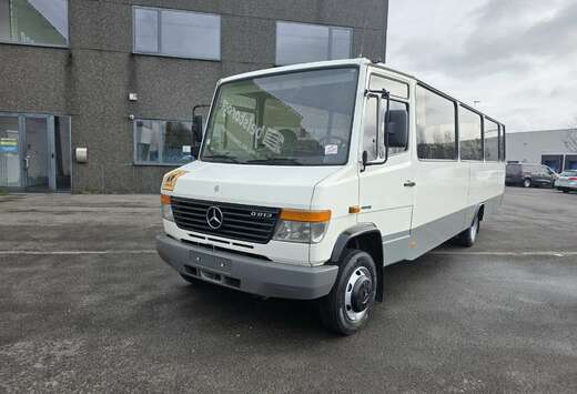 Mercedes-Benz 813 (Stock ID 42250)