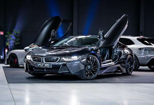 BMW i8 - H&K - Cruise control - HUD - Full service