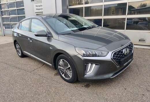 Hyundai GDi ISG Feel 6-DCT