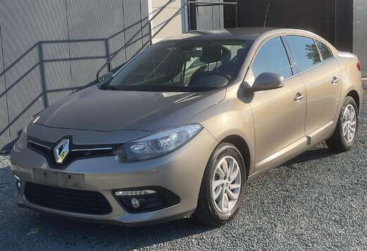 Renault Fluence 1.6i Dynamique