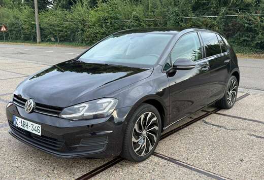 Volkswagen Golf 1.6 CR TDi Trendline / Style R line