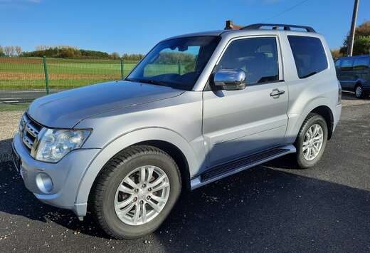 Mitsubishi Pajero 3.2 DI-D Automatik Instyle