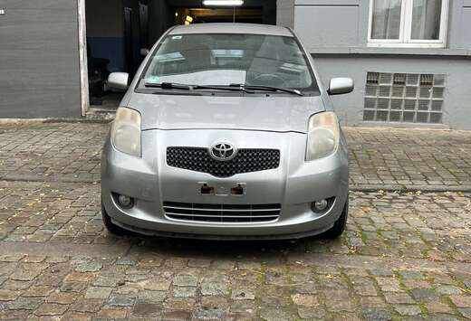 Toyota 1.3i VVT-i 16v Luna