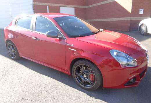 Alfa Romeo Giulietta 1.6 JTDm QV LINE NAVI/CUIR-ALCAN ...