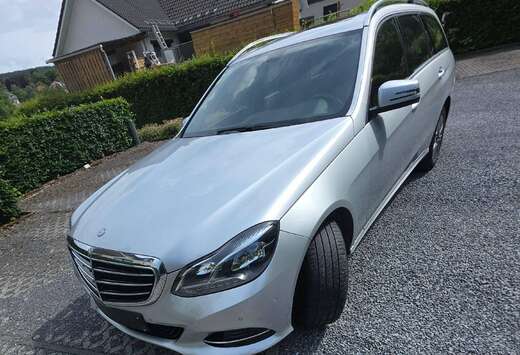 Mercedes-Benz 220CDI