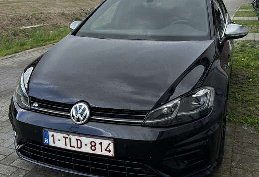 Volkswagen 7.5 R 4 Motion (Performance Pack/ Akrapovi ...