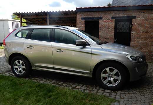Volvo XC60 2.0 D4 Momentum Geartronic