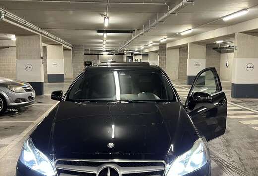 Mercedes-Benz E220W212 Facelift 9G-TRONIC TOIT OUVRAN ...