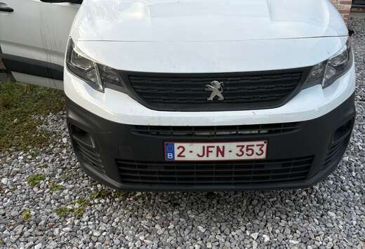 Peugeot 1.5 BlueHDi L1 STD Heavy S/S (EU6.4)