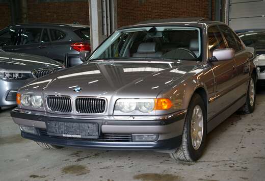 BMW iA E38 V8 Mint Condition