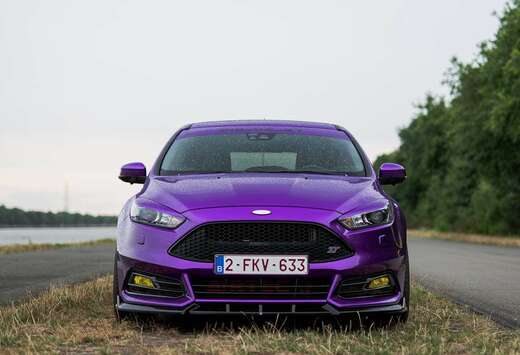 Ford 2.0 EcoBoost ST mit Leder-Sport-Paket