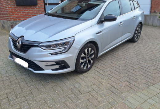 Renault Limited 1.33 TCe GPF 1 Prop