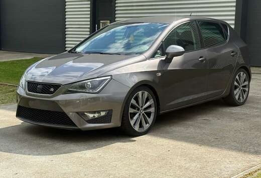 SEAT 1.4 - FR-LINE - NAVI - BLUETOOTH - AIRCO