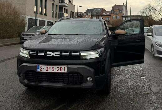 Dacia Hybrid 140 Extreme
