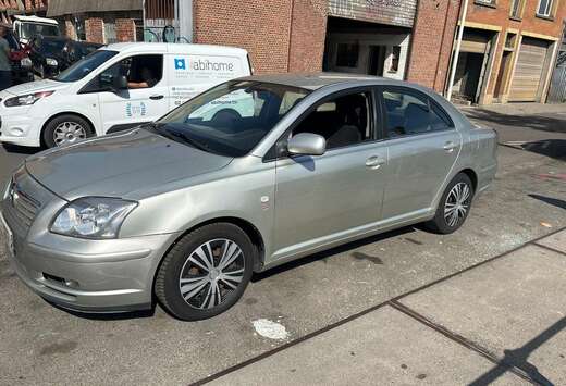 Toyota 1.8 . 16v Linea Sol