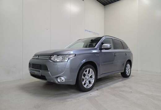 Mitsubishi 2.0 PHEV Autom. - 4WD - GPS - Airco - Expo ...