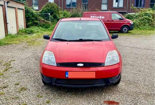 Ford 1.3 Essence prête à immatriculé