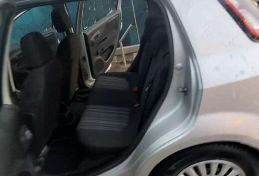 Fiat Punto 1.2i Actual