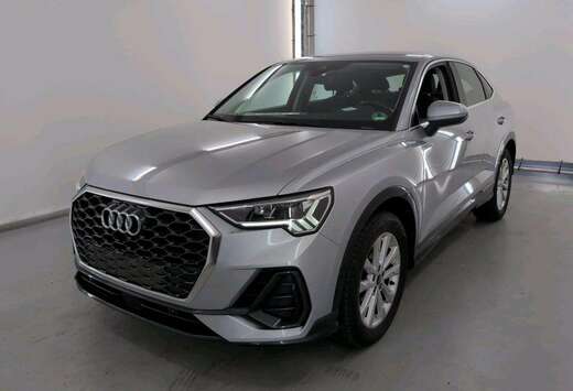 Audi Q3*S*LINE*COUPE*XENON/CARPASS*CARPLAY