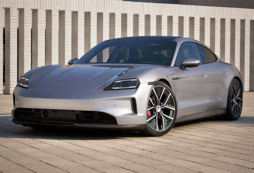 Porsche 4S FACELIFT BATT+/PANO/AIR/PTV+/21\