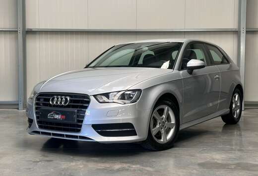 Audi *GARANTIE 12 MOIS*  A3 1.6 TDi ultra Attraction