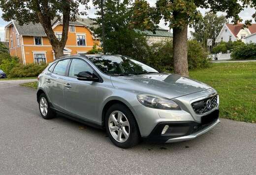 Volvo T4 180 Momentum Powershift A