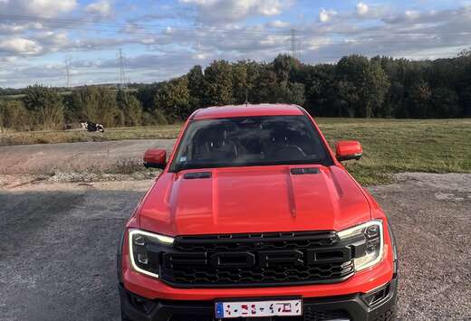 Ford 3.0 V6  Benzine 292KM  LPG