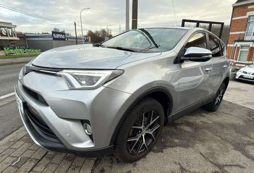 Toyota RAV4 2.0 D-4D 2WD Style