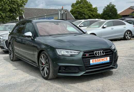 Audi S4 Avant 3.0 V6 TFSI Quattro