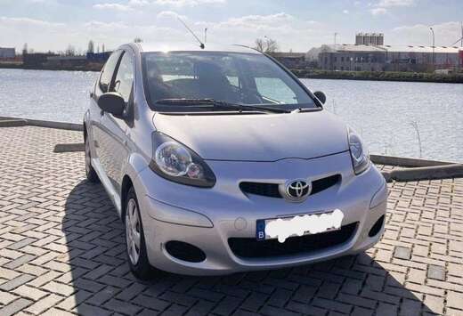 Toyota 1.0 VVT-i Up
