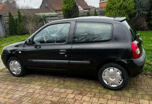 Renault Clio 1.2i Authentique
