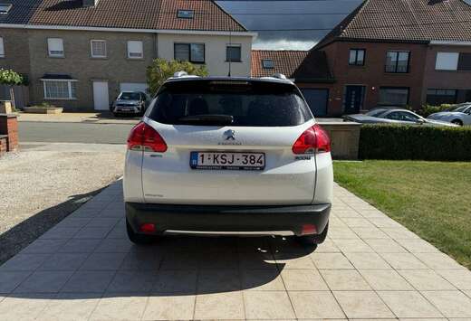 Peugeot 1.2i PureTech Allure S&S