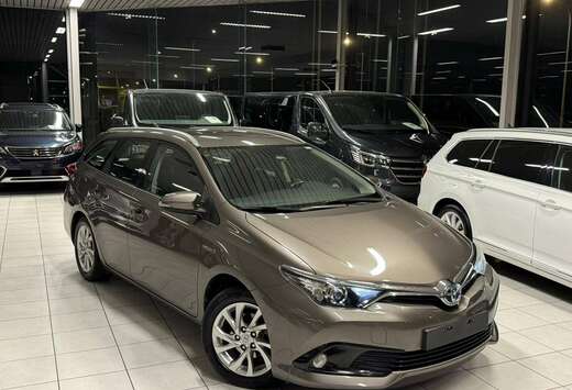 Toyota Auris SW HEV 1.8i HSD Comfort