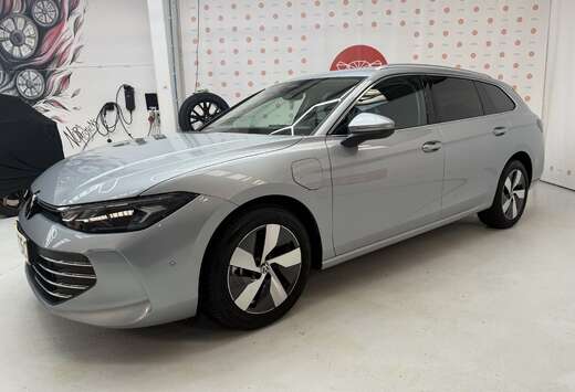 Volkswagen 1.5 TSI Style PHEV Camera ACC Trekhaak Hea ...