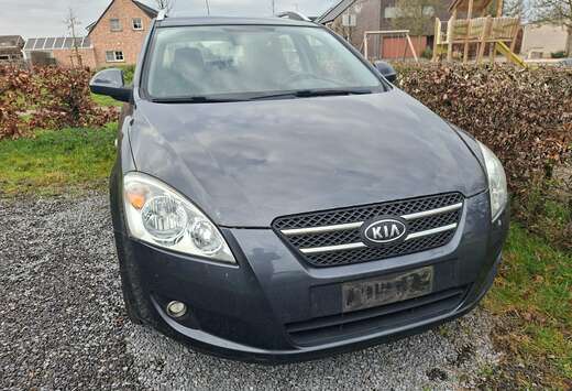 Kia Cee\'d SW 1.6 Turbo CRDi VGT EX