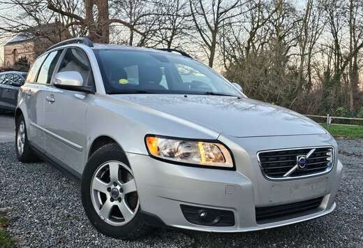 Volvo 1.6 D * 1 MAIN * NAVI+CUIR+CRUISE.C+..* CAR PAS ...