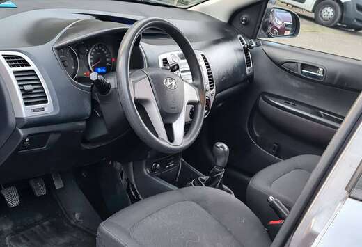 Hyundai i20 1.4 CRDi Lounge Blue FAP
