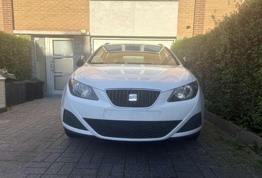 SEAT ST 1.2 CR TDi Reference DPF