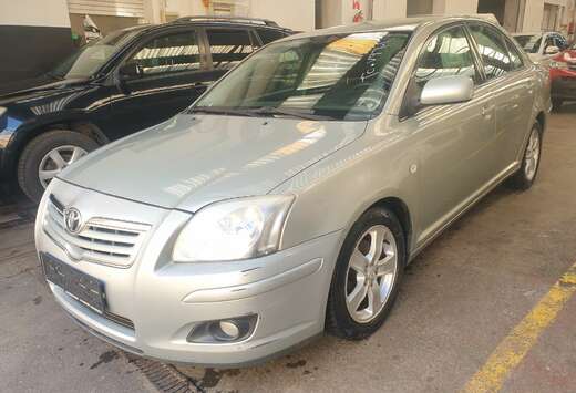 Toyota Avensis 1.8i VVT-i 16v Linea Terra