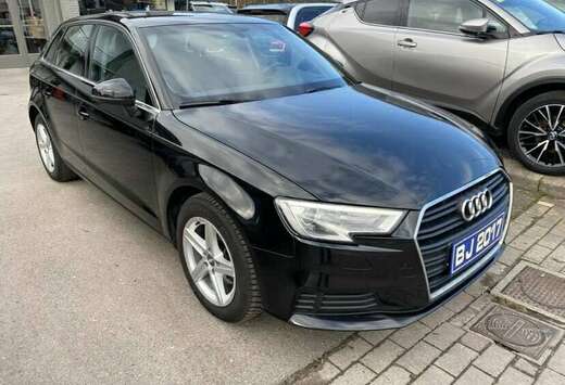 Audi A3 Sportback 1.6i 16v FSI Attraction