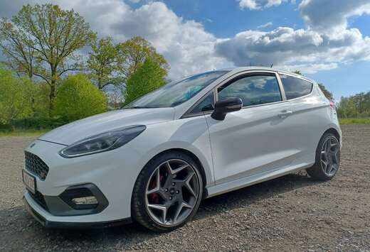 Ford Fiesta ST 1.5 EcoBoost Ultimate